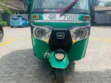 Bajaj 4 Stroke 2009 Three Wheel