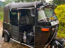 Bajaj 4 Stroke 2009 Three Wheel