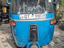 Bajaj 4 Stroke 2009 Three Wheel
