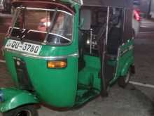 Bajaj 4 Stroke 2009 Three Wheel