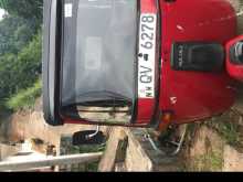 Bajaj 4 Stroke 2009 Three Wheel