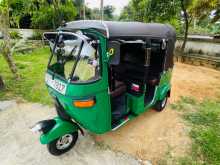Bajaj 4 Stroke 2009 Three Wheel