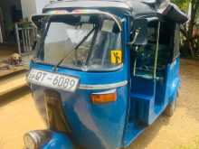 Bajaj 4 Stroke 2009 Three Wheel