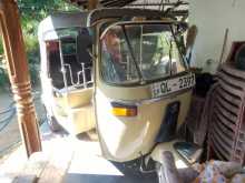 Bajaj 4 Stroke 2009 Three Wheel