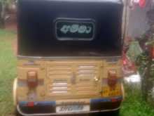 Bajaj 4 Stroke 2009 Three Wheel