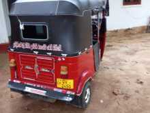 Bajaj 4 Stroke 2009 Three Wheel