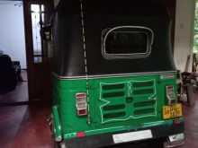 Bajaj 4 Stroke 2009 Three Wheel