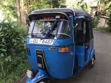 Bajaj 4 Stroke 2009 Three Wheel