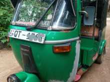 Bajaj 4 Stroke 2009 Three Wheel