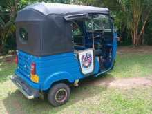 Bajaj 4 Stroke 2009 Three Wheel