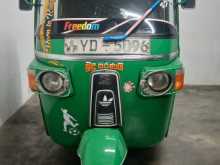 Bajaj 4 Stroke 2010 Three Wheel