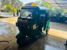 Bajaj 4 Stroke 2010 Three Wheel