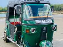 Bajaj 4 Stroke 2010 Three Wheel