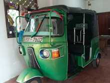 Bajaj 4 Stroke 2010 Three Wheel