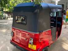 Bajaj 4 Stroke 2010 Three Wheel