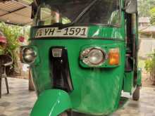 Bajaj 4 Stroke 2010 Three Wheel