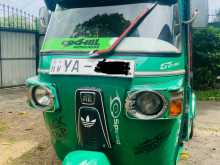 Bajaj 4 Stroke 2010 Three Wheel