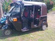 Bajaj 4 Stroke 2010 Three Wheel