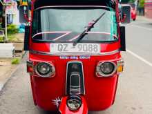 Bajaj 4 Stroke 2010 Three Wheel