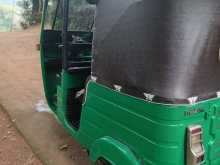 Bajaj 4 Stroke 2010 Three Wheel