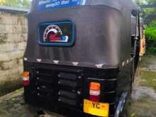Bajaj 4 Stroke 2010 Three Wheel