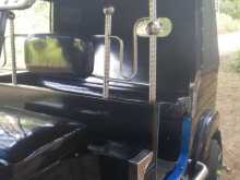 Bajaj 4 Stroke 2010 Three Wheel