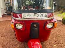 Bajaj 4 Stroke 2010 Three Wheel