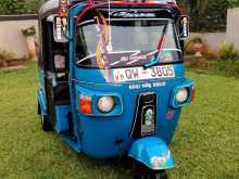 Bajaj 4 Stroke 2010 Three Wheel