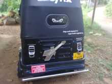 Bajaj 4 Stroke 2010 Three Wheel