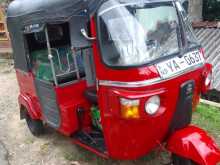 Bajaj 4 Stroke 2010 Three Wheel