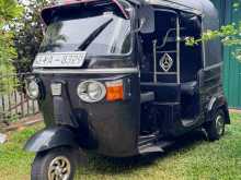 Bajaj 4 Stroke 2010 Three Wheel