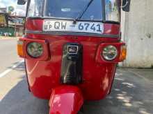 Bajaj 4 Stroke 2010 Three Wheel