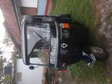 Bajaj 4 Stroke 2010 Three Wheel