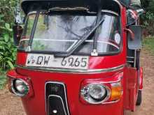 Bajaj 4 Stroke 2010 Three Wheel