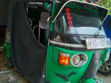 Bajaj 4 Stroke 2010 Three Wheel