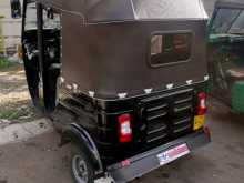 Bajaj 4 Stroke 2010 Three Wheel