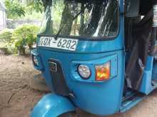 Bajaj 4 Stroke 2010 Three Wheel