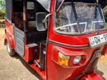 Bajaj 4 Stroke 2010 Three Wheel