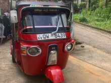 Bajaj 4 Stroke 2010 Three Wheel