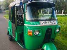 Bajaj 4 Stroke 2010 Three Wheel