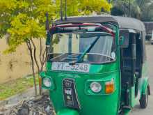 Bajaj 4 Stroke 2010 Three Wheel