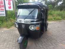 Bajaj 4 Stroke 2010 Three Wheel