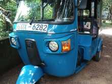 Bajaj 4 Stroke 2010 Three Wheel
