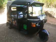 Bajaj 4 Stroke 2010 Three Wheel