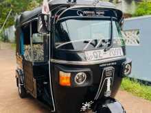 Bajaj 4 Stroke 2010 Three Wheel