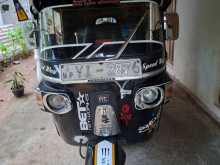 Bajaj 4 Stroke 2010 Three Wheel