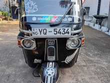 Bajaj 4 Stroke 2011 Three Wheel