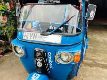 Bajaj 4 Stroke 2011 Three Wheel