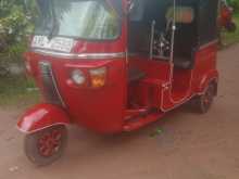 Bajaj 4 Stroke 2011 Three Wheel