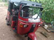 Bajaj 4 Stroke 2011 Three Wheel